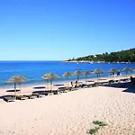 شقة Pinarellu Apartment Steps Away From Beach