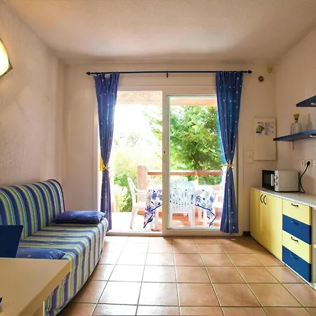 Résidence Marina di Pinarello in Marine de Pinarello - KOR02015-CYD Appartement