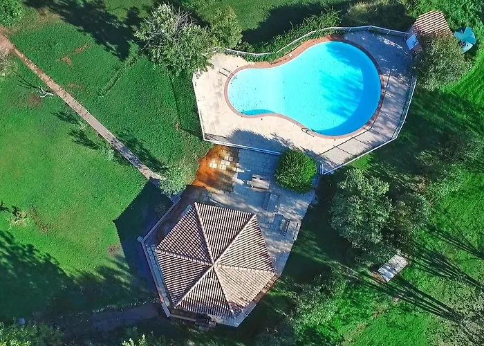 In Pinarellu Near Famous * ゾンザ