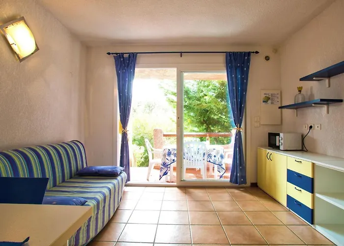 In Pinarellu Near Famous * ゾンザ