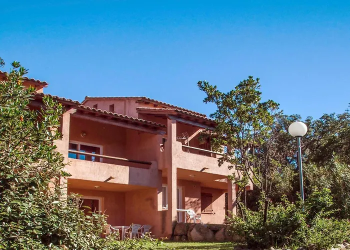 Pinarellu Apartment Steps Away From Beach